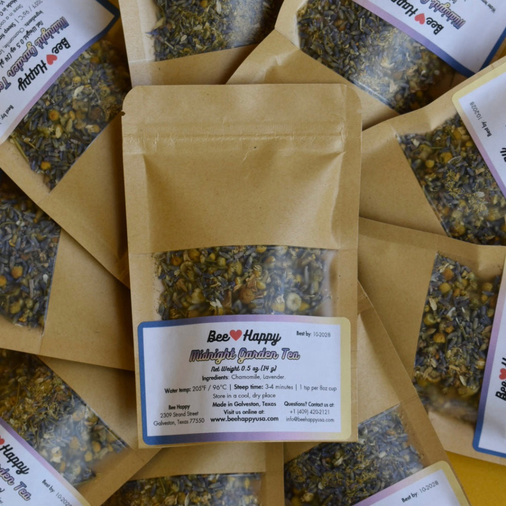 Bags of Midnight Garden Tea 0.5 oz in a circle formation with one bag in the middle